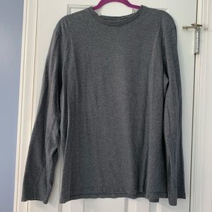 Banana Republic gray long sleeve tee A000
